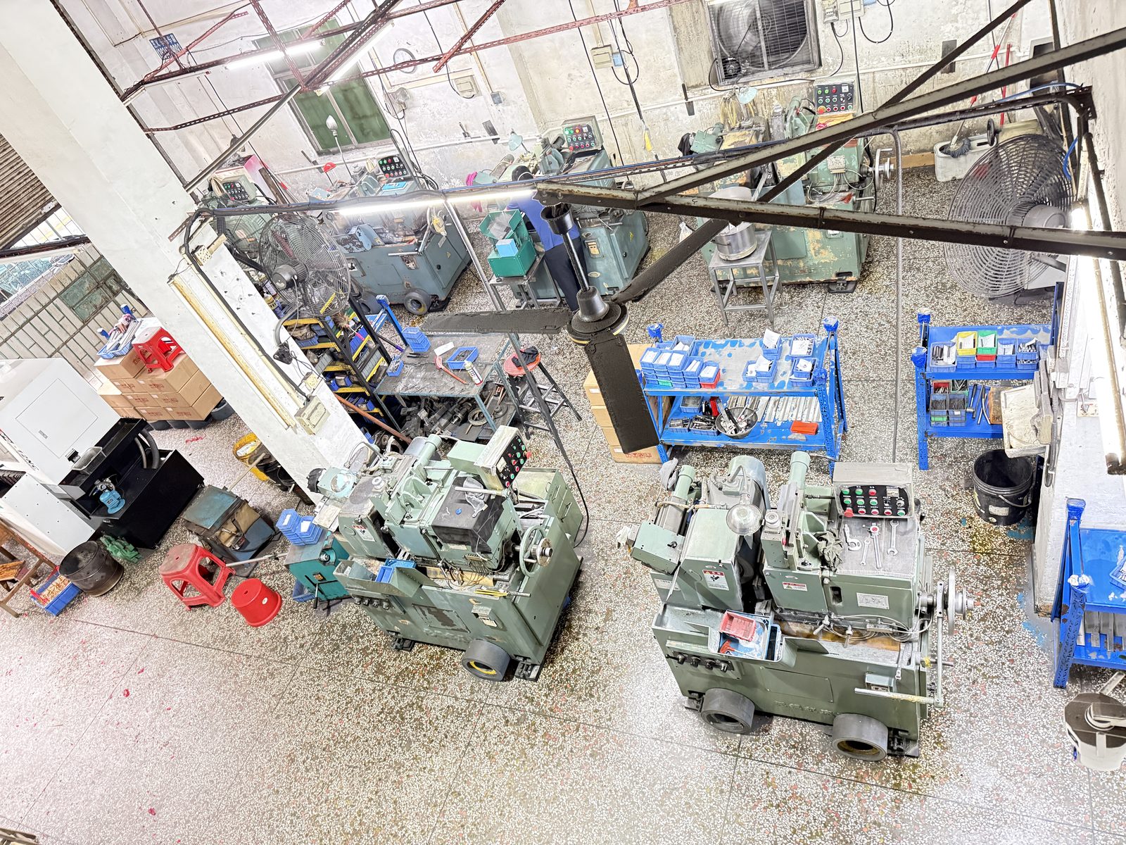 Jinghong Mold workshop